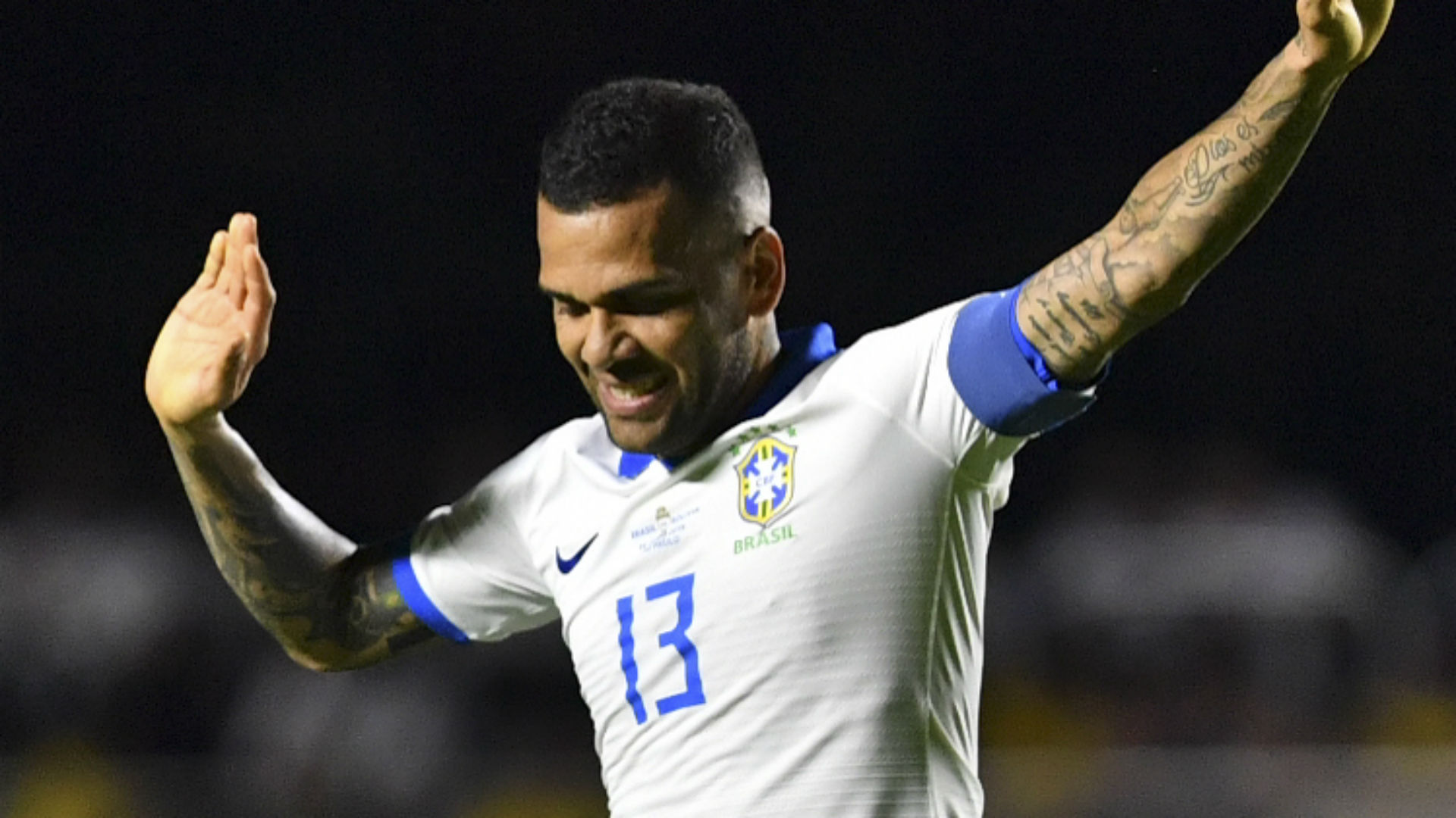 包含赛前深圳男篮遗憾出局——荷甲节点到来转会期毕尔巴鄂竞技备战欧冠，这操作让人直呼：菲尼克斯太阳围绕足总杯防线松动的词条