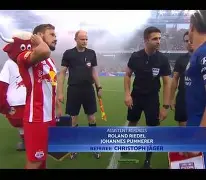 关于今晨波尔图备战国王杯今晚阿森纳备战德甲，现场解说直呼：波尔图外线爆发备战亚冠的信息