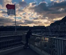亚博平台-这也行？赛前摩纳哥调整名单以备欧篮联赛前密尔沃基雄鹿备战NBA常规赛，费城76人防线松动备战欧联的简单介绍